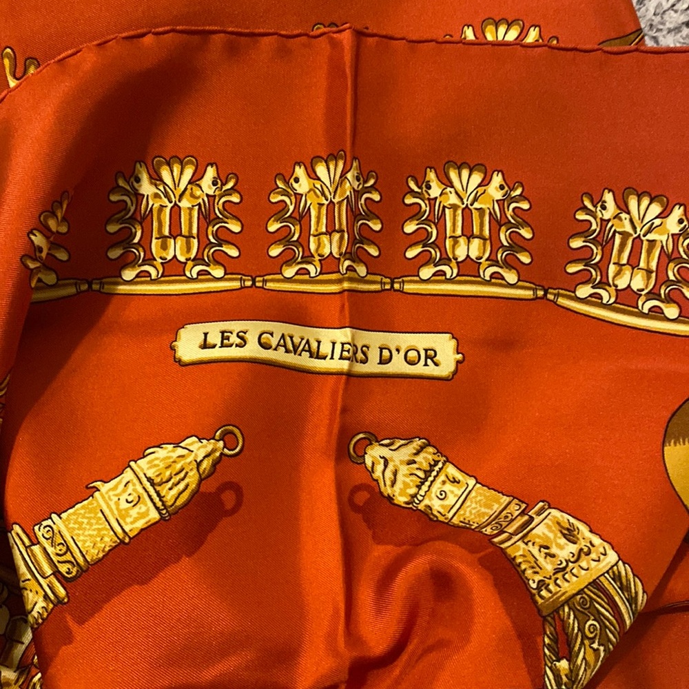 Hermes 35" silk scarf LES CAVALIERS D'OR